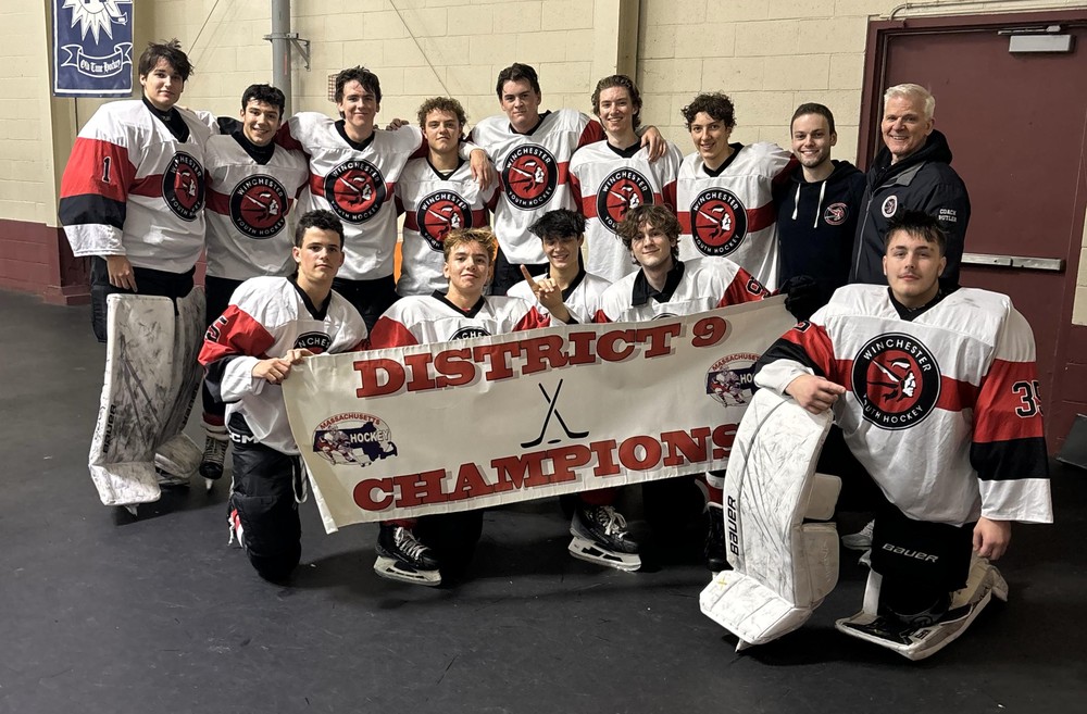 Winchester Youth Hockey Midgets Win the District!!!